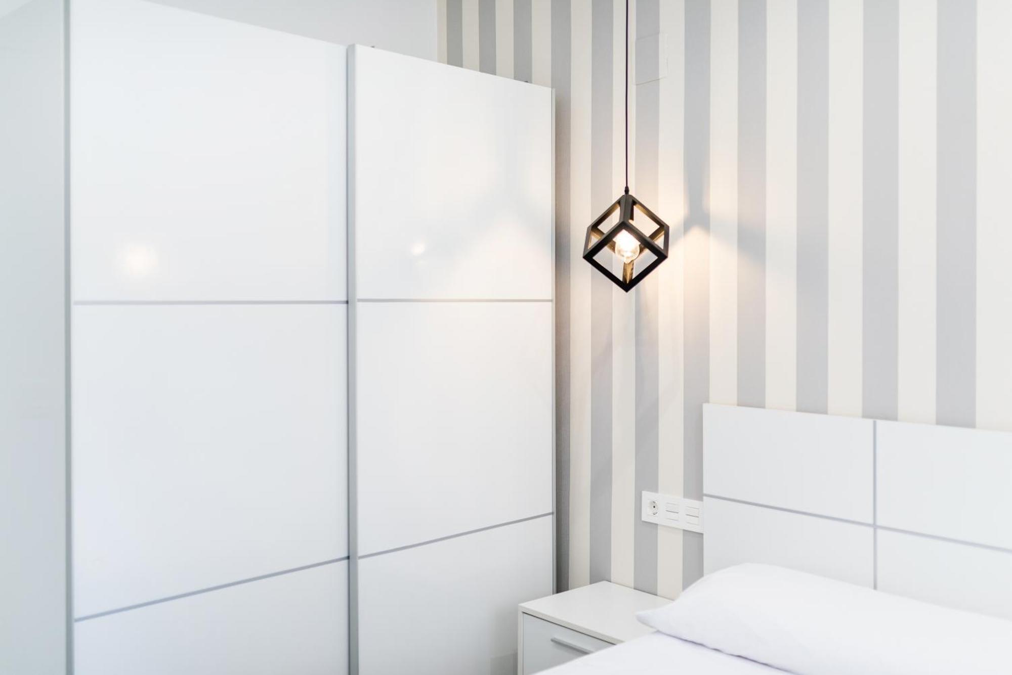 Pajaritos Suites Junto A Centro, Estacion De Tren Y Plaza De Toros Granada Kültér fotó