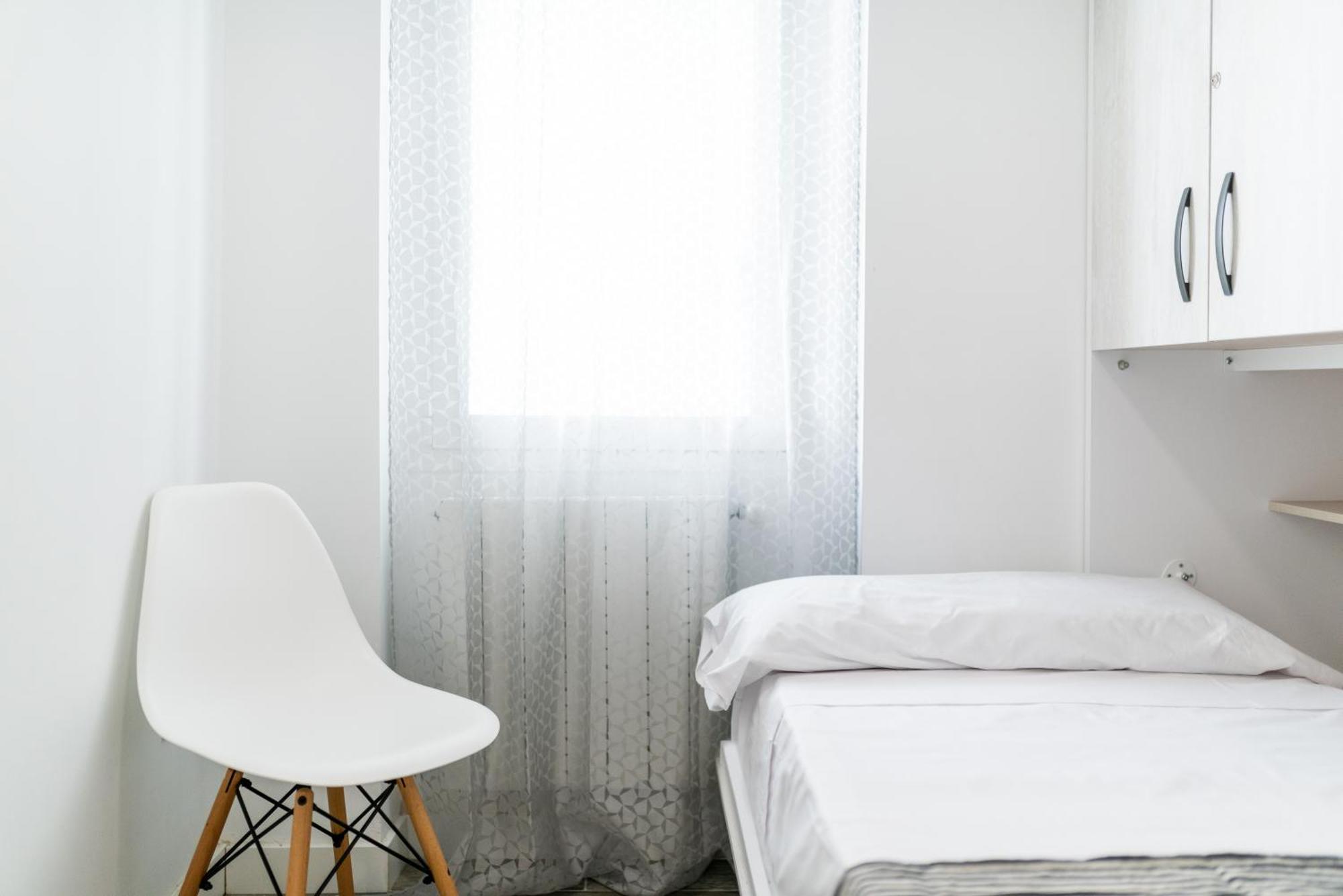 Pajaritos Suites Junto A Centro, Estacion De Tren Y Plaza De Toros Granada Kültér fotó