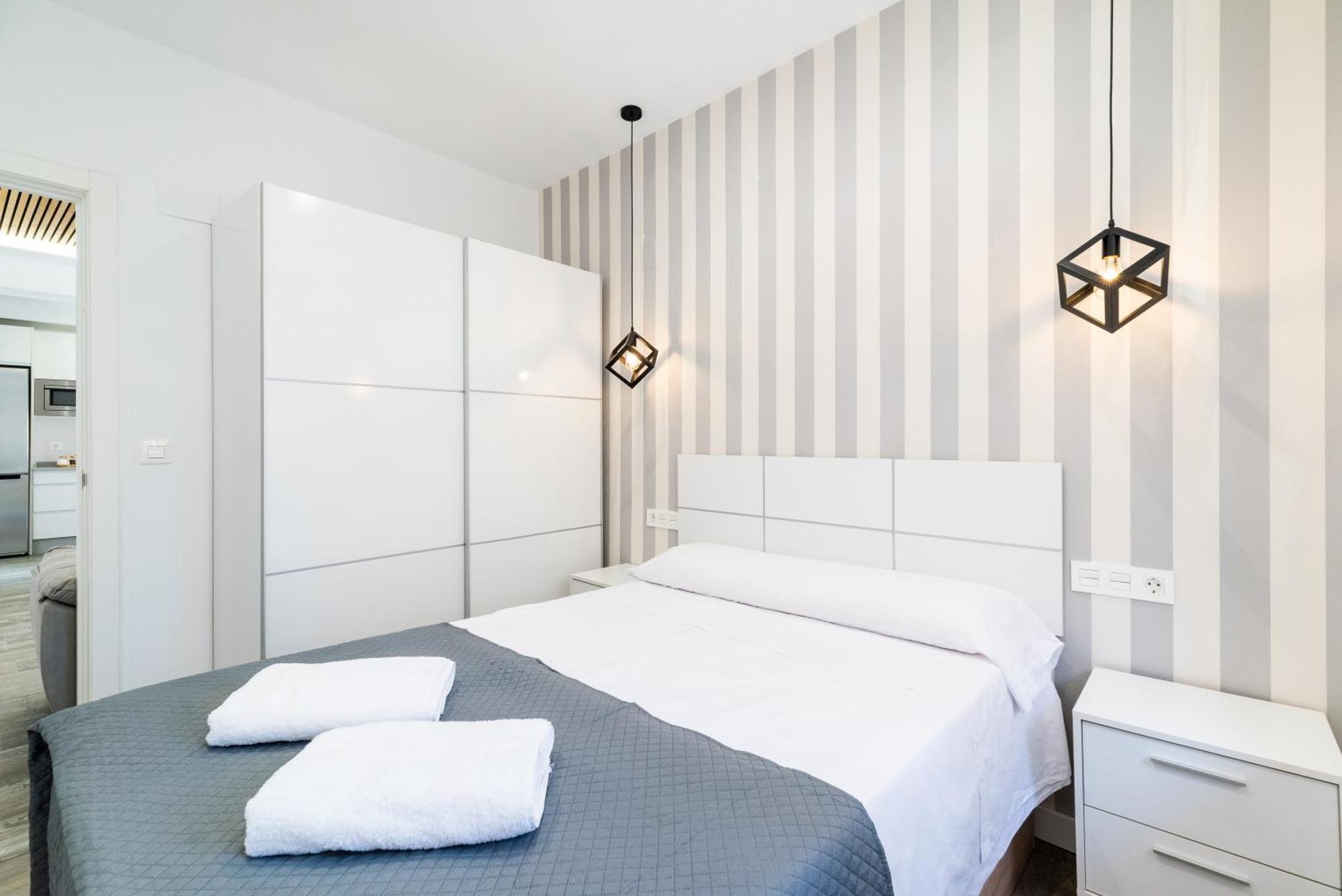 Pajaritos Suites Junto A Centro, Estacion De Tren Y Plaza De Toros Granada Kültér fotó