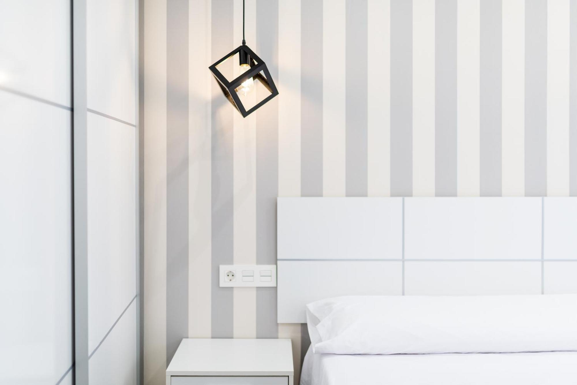 Pajaritos Suites Junto A Centro, Estacion De Tren Y Plaza De Toros Granada Kültér fotó